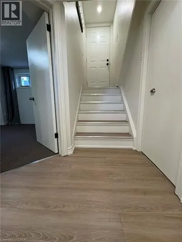 29 East 41st Street Hamilton ON L8T 2Z4
