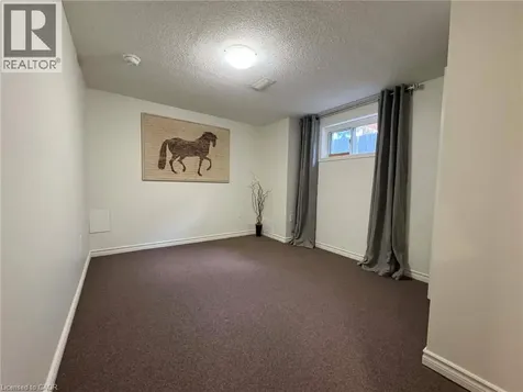 29 East 41st Street Hamilton ON L8T 2Z4