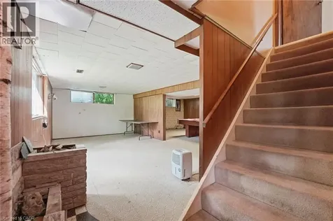 12 Kew Court Dundas ON L9H 5E1