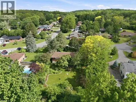 12 Kew Court Dundas ON L9H 5E1