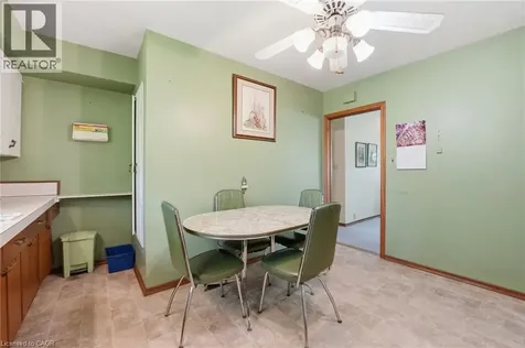 12 Kew Court Dundas ON L9H 5E1