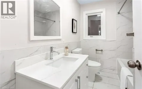 176 Samuelson Street Cambridge ON N1R 1K3