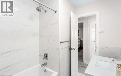 176 Samuelson Street Cambridge ON N1R 1K3