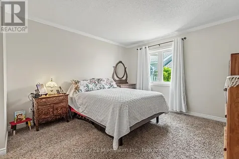 874 Arlington Street Saugeen Shores ON N0H 2C4