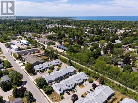 874 Arlington Street Saugeen Shores ON N0H 2C4