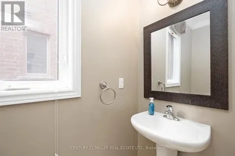 2131 Fiddlers Way Oakville (wm Westmount) ON L6M 0M5