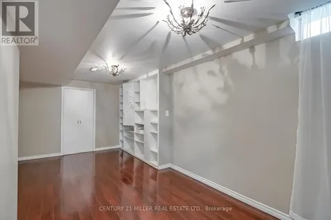 2131 Fiddlers Way Oakville (wm Westmount) ON L6M 0M5