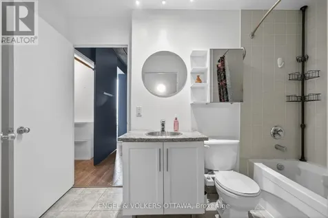 383 Cumberland Street Ottawa ON K1N 1J7