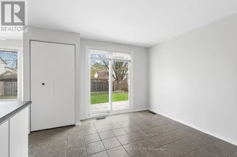 390 Cloverheath Crescent Ottawa ON K1E 2R8
