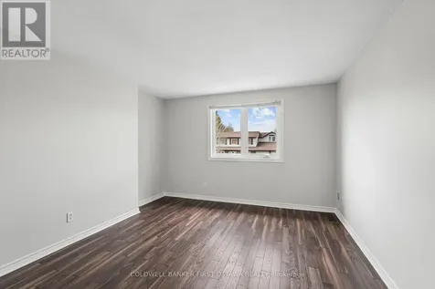 390 Cloverheath Crescent Ottawa ON K1E 2R8