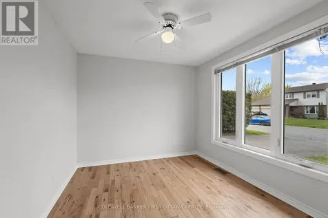 390 Cloverheath Crescent Ottawa ON K1E 2R8