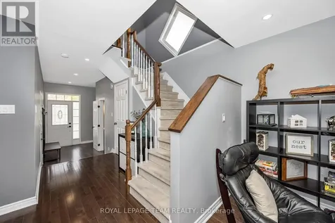 49 Chantilly Gate Ottawa ON K2S 2B1