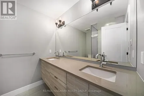 17 Leeming Drive Ottawa ON K2H 5P6