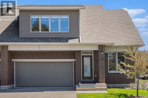 17 Leeming Drive Ottawa ON K2H 5P6