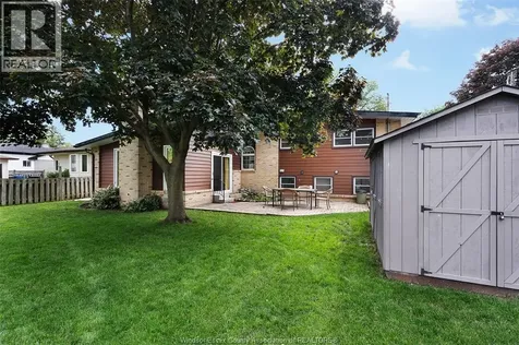 3680 Roxorough Boulevard Windsor ON N9E 3A2