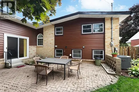 3680 Roxorough Boulevard Windsor ON N9E 3A2