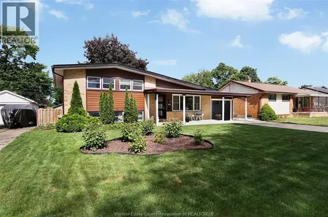 3680 Roxorough Boulevard Windsor ON N9E 3A2