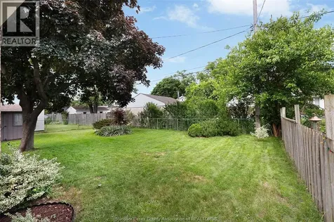 3680 Roxorough Boulevard Windsor ON N9E 3A2