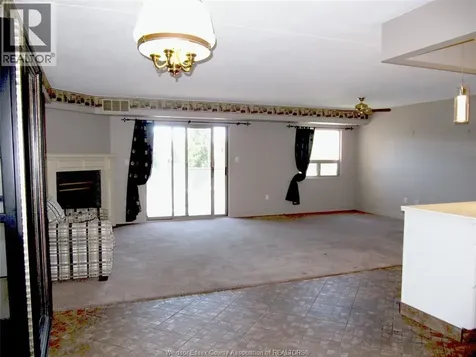 310 Village Grove Drive Tecumseh ON N8N 4X7