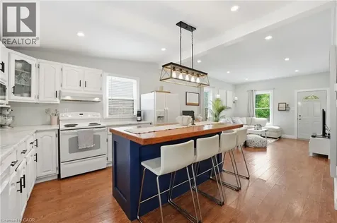 43 Alonzo Street Brantford ON N3R 1A1