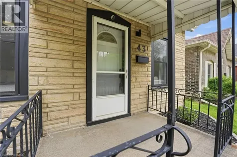 43 Alonzo Street Brantford ON N3R 1A1