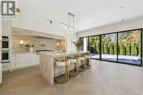 517 Stafford Drive Oakville ON L6L 4M4