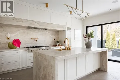 517 Stafford Drive Oakville ON L6L 4M4