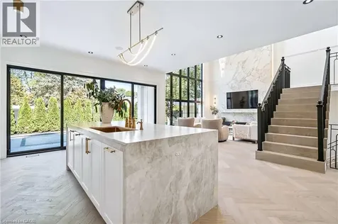 517 Stafford Drive Oakville ON L6L 4M4