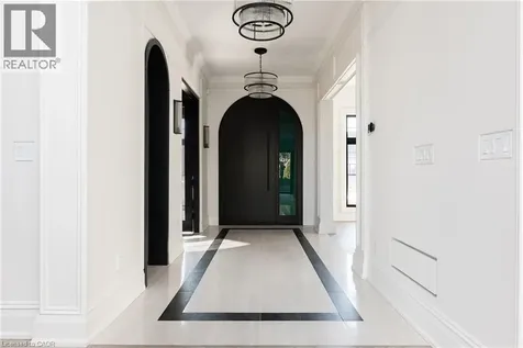 517 Stafford Drive Oakville ON L6L 4M4