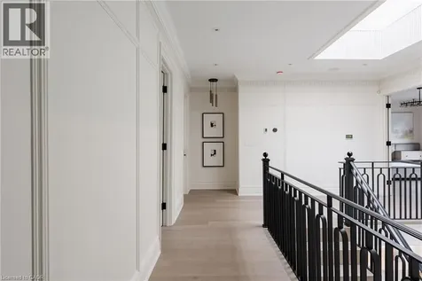 517 Stafford Drive Oakville ON L6L 4M4