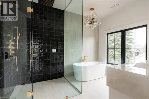 517 Stafford Drive Oakville ON L6L 4M4