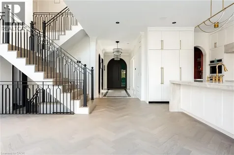 517 Stafford Drive Oakville ON L6L 4M4