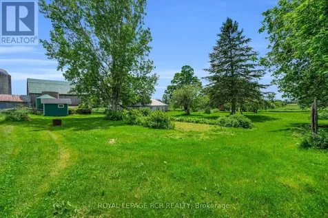 20893 Woodbine Avenue East Gwillimbury ON L0G 1R0