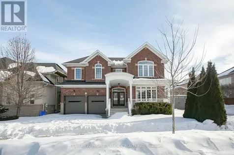 35 Morland Crescent Aurora ON L4G 7Z2