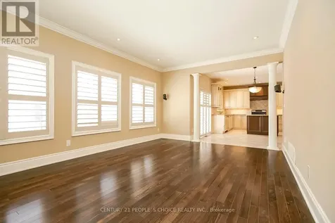 35 Morland Crescent Aurora ON L4G 7Z2