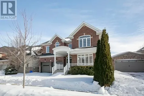 35 Morland Crescent Aurora ON L4G 7Z2