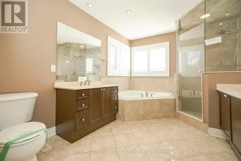 35 Morland Crescent Aurora ON L4G 7Z2