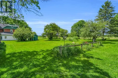 20893 Woodbine Avenue East Gwillimbury ON L0G 1R0