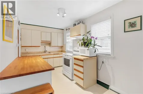 34 Sixth Avenue Kitchener ON N2C 1R1
