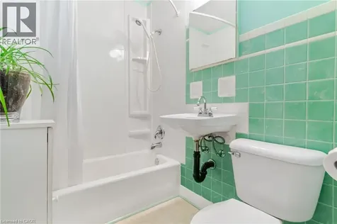 34 Sixth Avenue Kitchener ON N2C 1R1