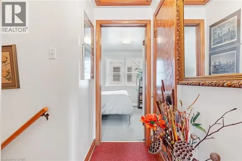 34 Sixth Avenue Kitchener ON N2C 1R1