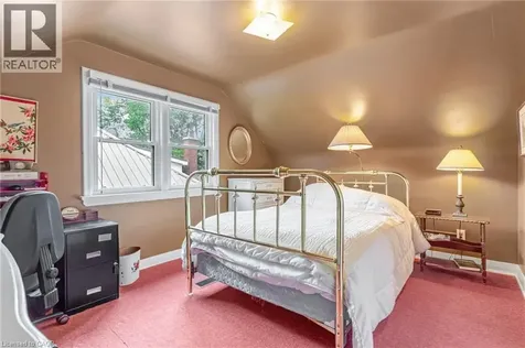 34 Sixth Avenue Kitchener ON N2C 1R1