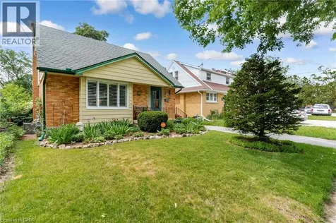 34 Sixth Avenue Kitchener ON N2C 1R1
