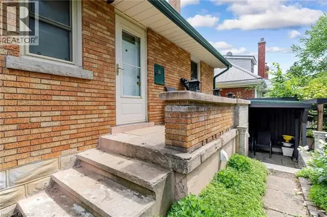 34 Sixth Avenue Kitchener ON N2C 1R1