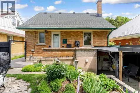 34 Sixth Avenue Kitchener ON N2C 1R1