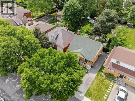 34 Sixth Avenue Kitchener ON N2C 1R1