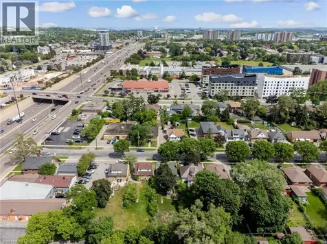34 Sixth Avenue Kitchener ON N2C 1R1