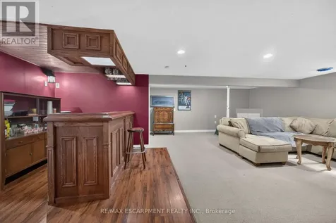 251 Mackenzie Crescent Haldimand ON N3W 1A7