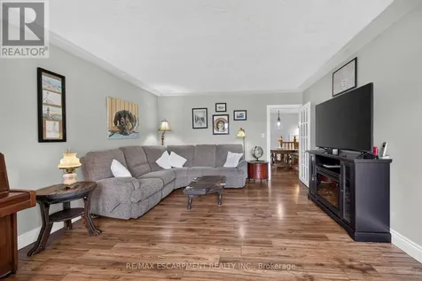 251 Mackenzie Crescent Haldimand ON N3W 1A7