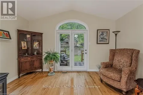 54 Glenwood Drive Brantford ON N3S 3G6